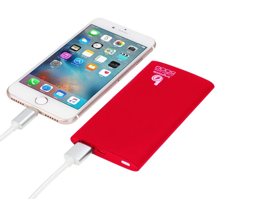 Power-Bank-slim-5000-mAh-red-devices